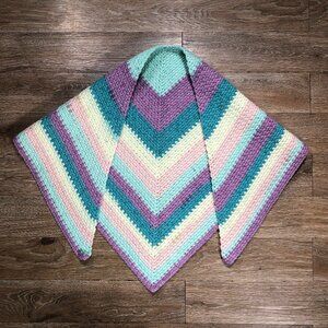 Vintage Handmade Knit Crochet Prayer Shawl Cottagecore Grandma Spring Lavender